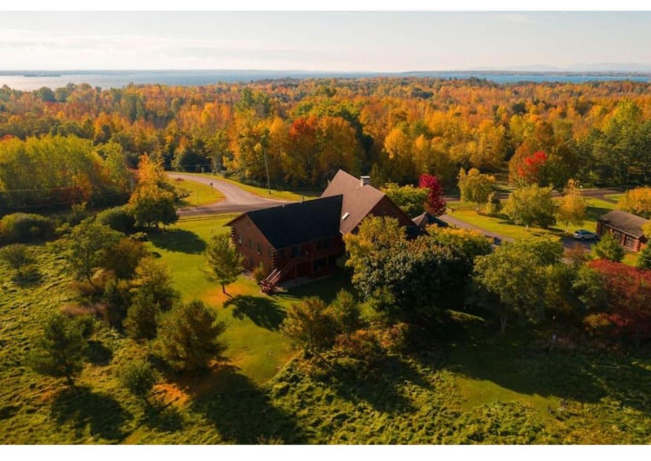 Point Au Roche Lodge Plattsburgh Exteriér fotografie